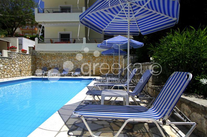 Geni Garden Apartments Экстерьер фото